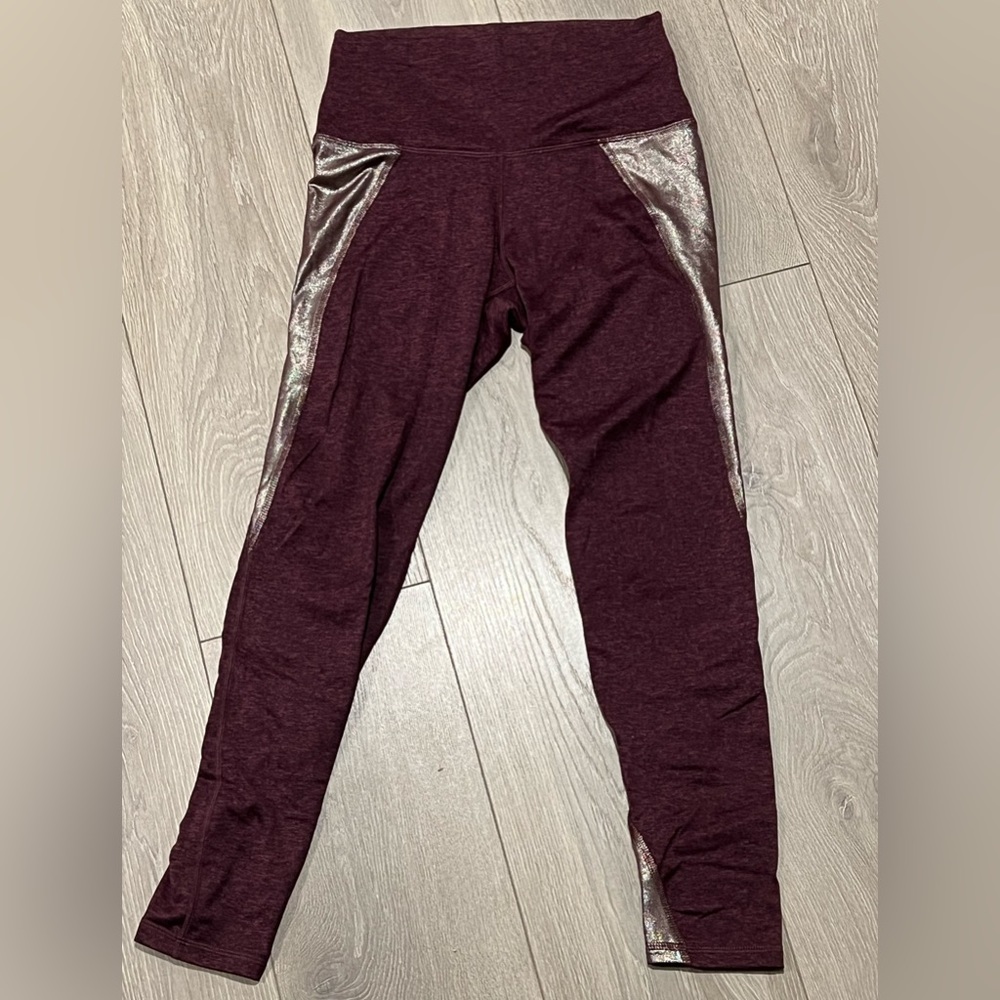 Aerie leggings. Maroon and gold. Size medium. Used, like-new condition.